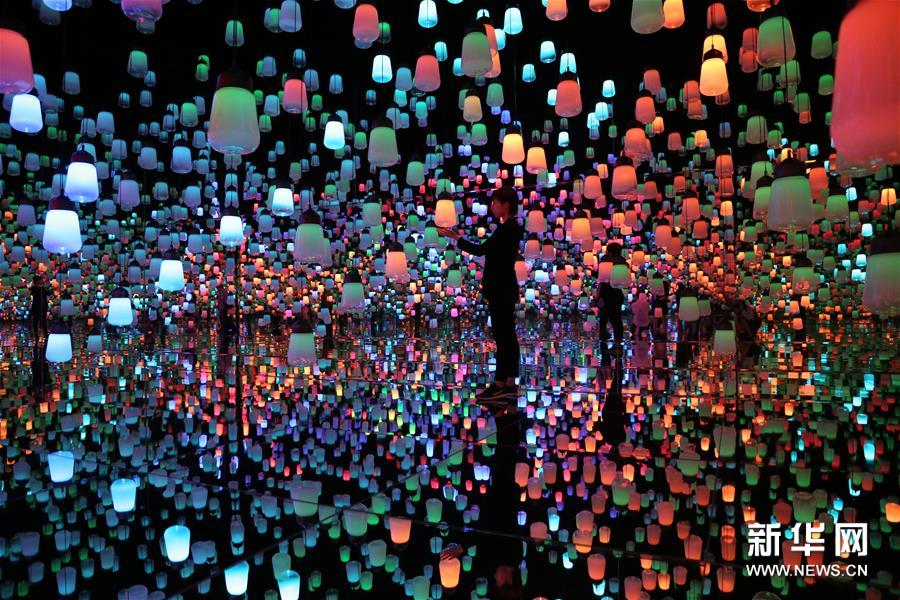 日本东京拍摄的“无边界”数字艺术博物馆